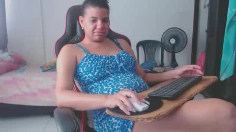 Snapshot of ariannaloovel chatting on May 6, 2026, 6:02 pm ariannaloovel online show from May 6, 2026, 6:02 pm
