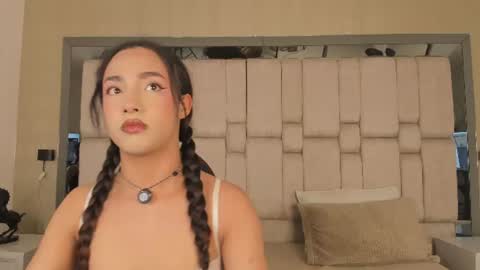 Welcome to Ari room online show from June 23, 2026, 7:45 pm