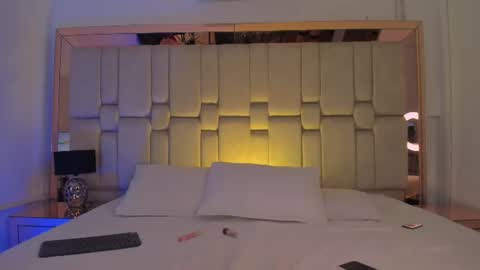 Welcome to Ari room online show from July 5, 2026, 7:43 pm