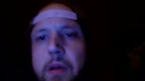 arieeandroy online show from April 21, 2026, 4:52 am