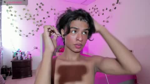 Snapshot of ariel_adan chatting on September 28, 2025, 4:56 pm ariel_adan online show from September 28, 2025, 4:56 pm