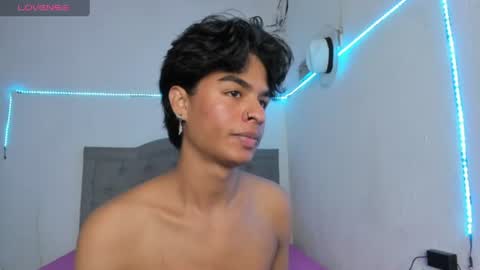 ariel_adan online show from June 20, 2026, 7:16 pm
