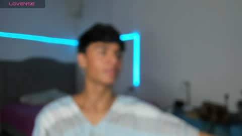 ariel_adan online show from July 8, 2026, 10:25 pm