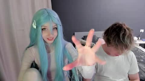 Ariel online show from April 4, 2026, 7:44 pm