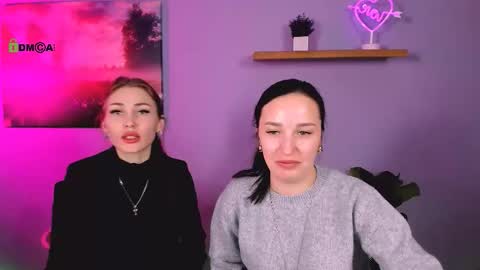 ariel_shadow online show from November 19, 2025, 1:55 pm