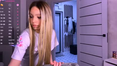 Snapshot of arielarlt chatting on May 11, 2026, 9:12 pm Ase online show from May 11, 2026, 9:12 pm