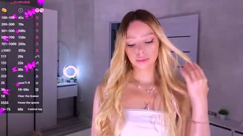 Snapshot of arielarlt chatting on August 2, 2026, 7:45 pm Ase online show from August 2, 2026, 7:45 pm