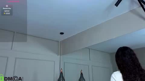 arielblossom____ online show from February 4, 2026, 11:49 am