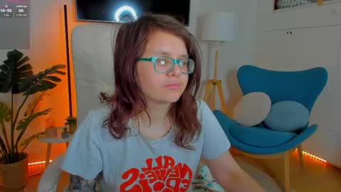 Snapshot of ariell_mini chatting on March 16, 2026, 6:50 am Ariell Mini online show from March 16, 2026, 6:50 am