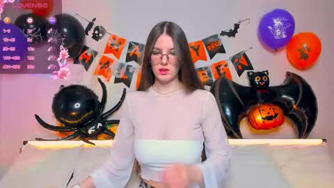 Ariella online show from October 31, 2025, 2:45 am