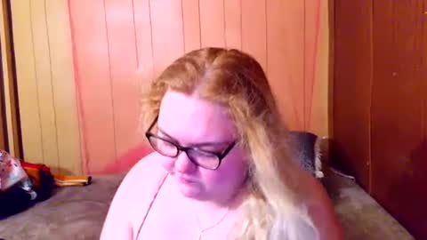 Snapshot of ariellejade06 chatting on June 10, 2026, 9:19 am ariellejade06 online show from June 10, 2026, 9:19 am