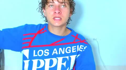 Ariel Aoir online show from April 16, 2026, 12:11 am