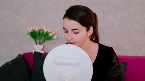 Snapshot of arielstonks_lovee chatting on September 11, 2025, 3:28 am arielstonks_lovee online show from September 11, 2025, 3:28 am