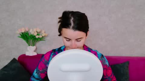 Snapshot of arielstonks_lovee chatting on September 12, 2025, 3:17 am arielstonks_lovee online show from September 12, 2025, 3:17 am