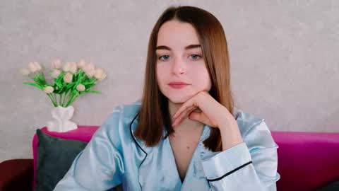 Snapshot of arielstonks_lovee chatting on September 25, 2025, 7:12 am arielstonks_lovee online show from September 25, 2025, 7:12 am