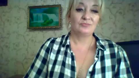 ArielXLoveresss online show from September 11, 2025, 10:59 am