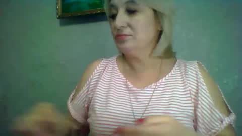 ArielXLoveresss online show from November 13, 2025, 5:50 am