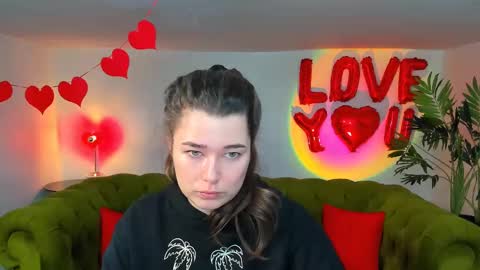 Ari online show from February 24, 2025, 9:10 am