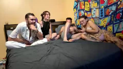 Snapshot of arihard444 chatting on July 22, 2026, 7:44 am Arihard444 online show from July 22, 2026, 7:44 am