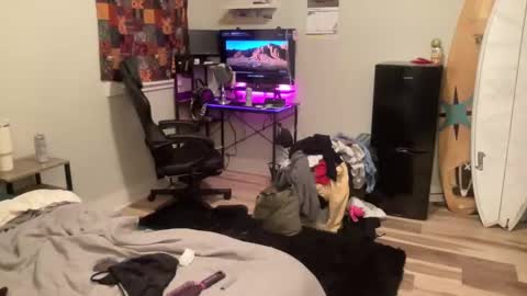 Snapshot of ariicutekitty chatting on March 2, 2025, 2:51 am airskiii online show from March 2, 2025, 2:51 am