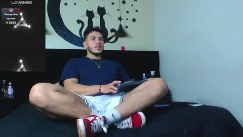 Snapshot of ariies13 chatting on February 16, 2026, 12:34 pm Ariies13 online show from February 16, 2026, 12:34 pm