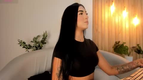 Ari Robert online show from September 9, 2025, 3:50 am