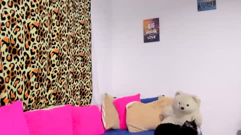 Erik online show from March 2, 2025, 11:20 pm