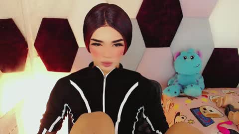 Snapshot of arishadarfu chatting on February 4, 2025, 9:31 pm ArisaDarfu online show from February 4, 2025, 9:31 pm