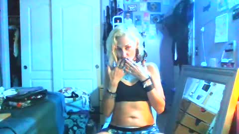 Snapshot of aristarr777 chatting on July 22, 2026, 8:39 am Aristarr777 online show from July 22, 2026, 8:39 am