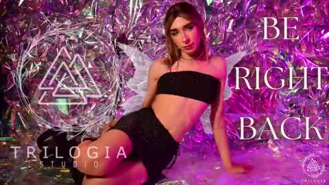   Nice to meet you  thumb up me please its important I  LOOK MY BIO DOWN online show from December 22, 2024, 5:12 am