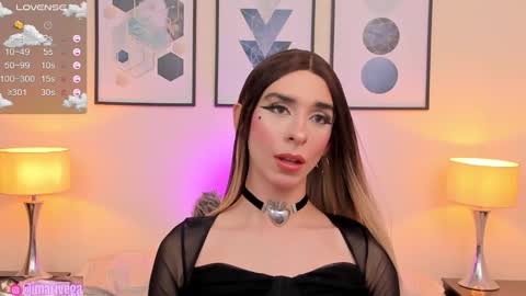   Nice to meet you  thumb up me please its important I  LOOK MY BIO DOWN online show from December 22, 2024, 11:22 am