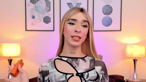   Nice to meet you  thumb up me please its important I  LOOK MY BIO DOWN online show from January 14, 2025, 1:15 am