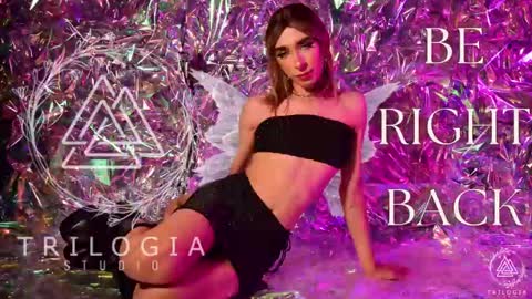   Nice to meet you  thumb up me please its important I  LOOK MY BIO DOWN online show from January 21, 2025, 2:54 am