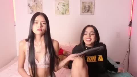 arixcollinns online show from May 19, 2026, 2:18 am