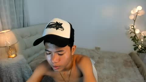 arkin_foster online show from July 28, 2026, 3:32 pm