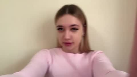 Snapshot of arlettaeavey chatting on May 21, 2026, 8:10 am Kate online show from May 21, 2026, 8:10 am