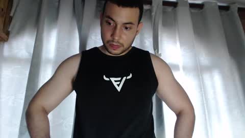 Snapshot of armando_2002 chatting on May 17, 2026, 6:15 pm ARMANDO online show from May 17, 2026, 6:15 pm