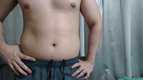 Snapshot of armando_2002 chatting on May 24, 2026, 1:10 am ARMANDO online show from May 24, 2026, 1:10 am