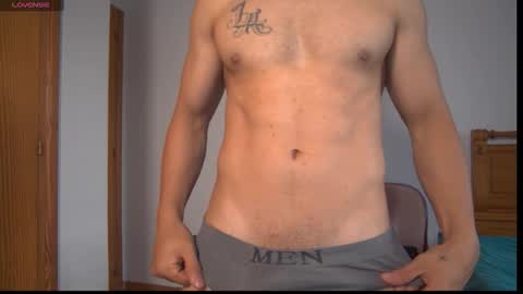 Snapshot of armibi chatting on October 29, 2025, 7:32 am The personal trainer online show from October 29, 2025, 7:32 am