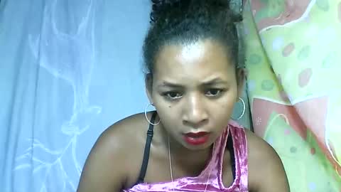 armonnette9794 online show from May 15, 2026, 2:46 pm