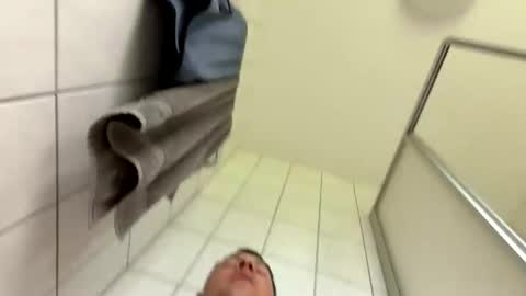 armyskater32 online show from April 15, 2026, 3:19 pm