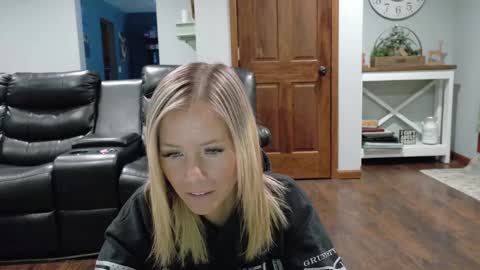Samantha - Sammie online show from January 23, 2025, 1:35 pm