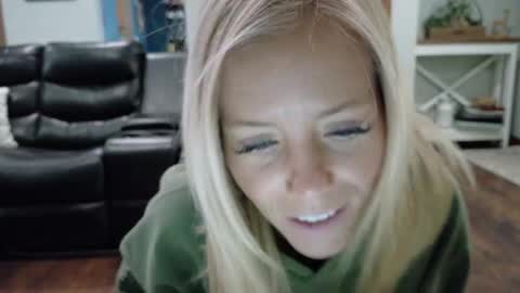 Samantha - Sammie online show from February 13, 2025, 3:24 pm