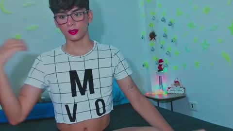 Snapshot of arnold_laurent chatting on December 8, 2024, 10:57 pm Arnold online show from December 8, 2024, 10:57 pm