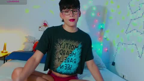 Snapshot of arnold_laurent chatting on December 20, 2024, 11:26 pm Arnold online show from December 20, 2024, 11:26 pm