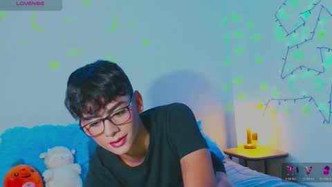 Snapshot of arnold_laurent chatting on January 6, 2025, 10:37 pm Arnold online show from January 6, 2025, 10:37 pm