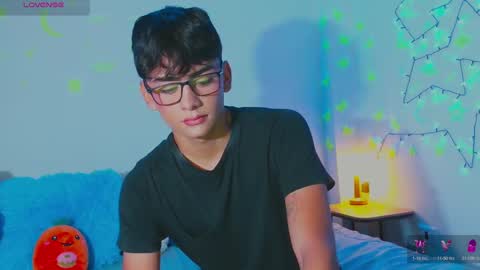 Snapshot of arnold_laurent chatting on January 7, 2025, 2:10 am Arnold online show from January 7, 2025, 2:10 am