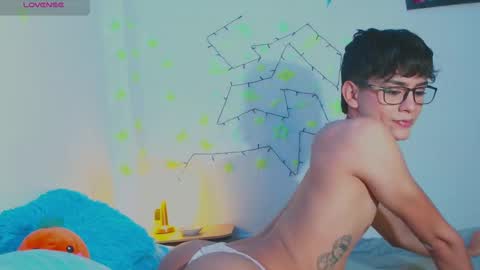 Snapshot of arnold_laurent chatting on January 16, 2025, 5:42 am Arnold online show from January 16, 2025, 5:42 am