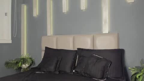 Arohom Lester online show from December 1, 2025, 11:04 am