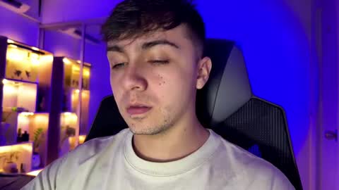 aron__cooper online show from September 11, 2025, 12:11 am